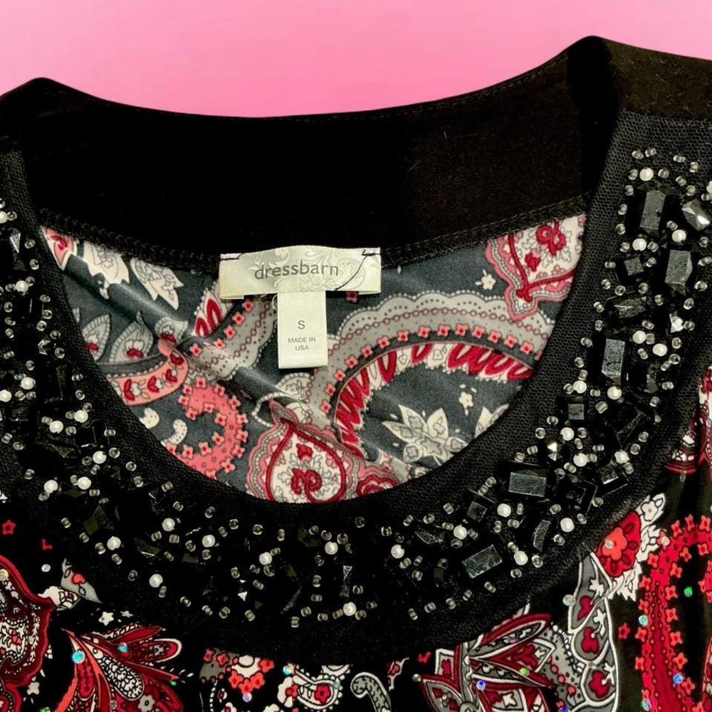 Dressbarn Black and Red Paisley Tank Top with Embellished Neckline - Picture 5 of 5